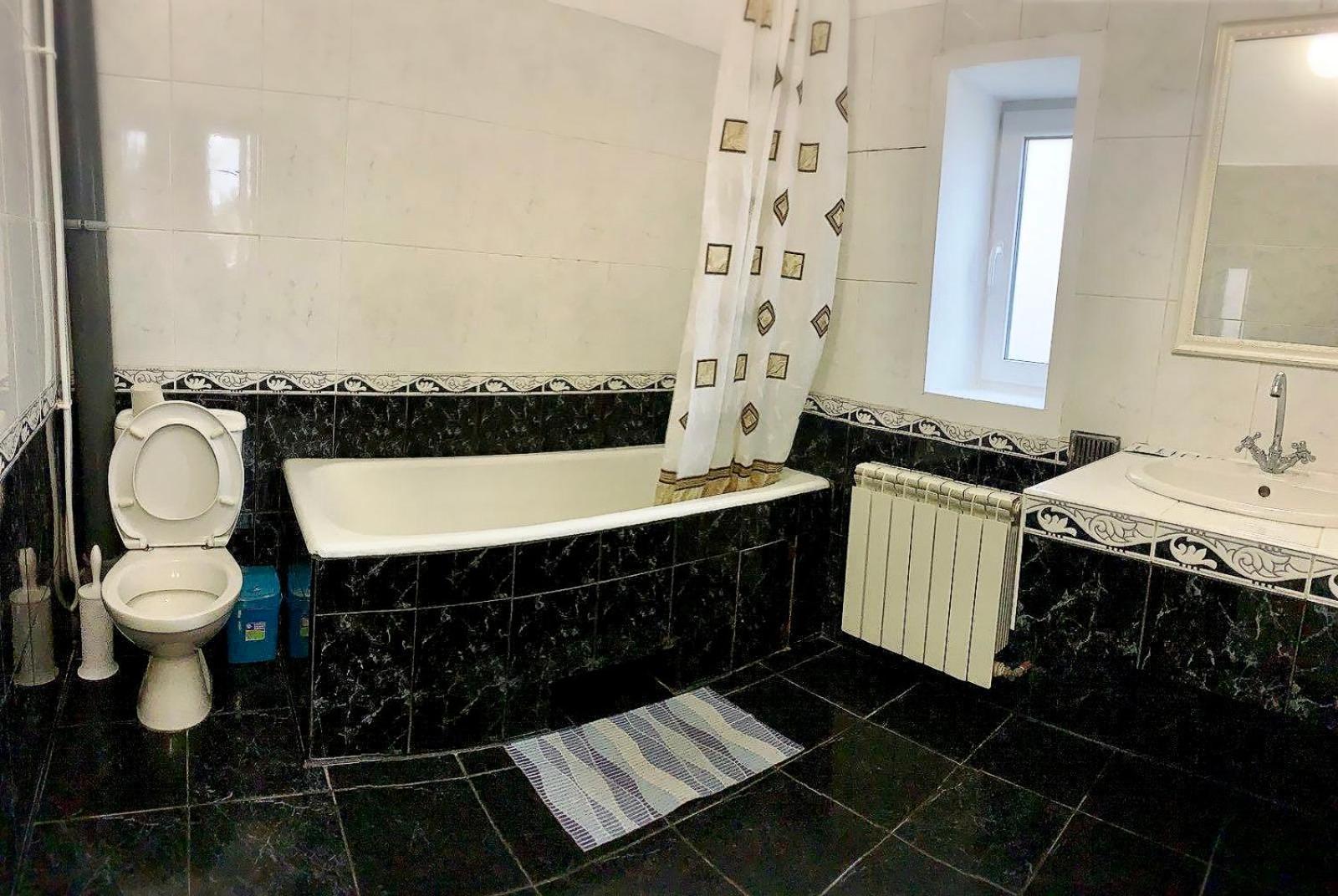 Mini-Hotel Sakvoyage Chernivtsi Exterior foto