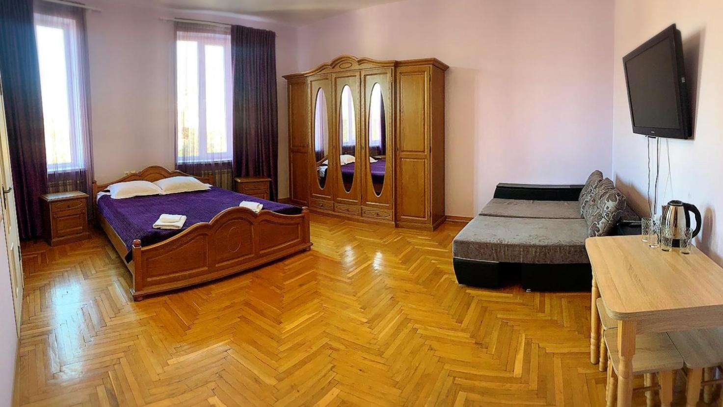 Mini-Hotel Sakvoyage Chernivtsi Exterior foto